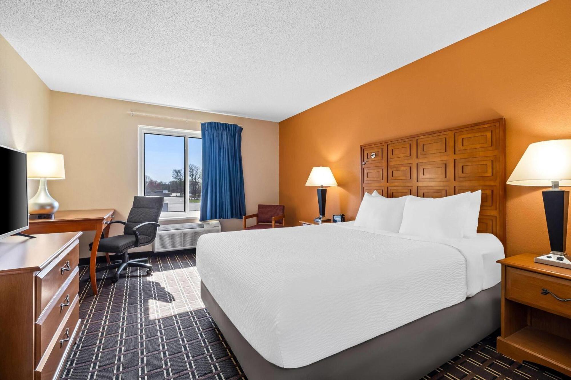 Days Inn By Wyndham Black River Falls - Access To Atv Trail Екстериор снимка