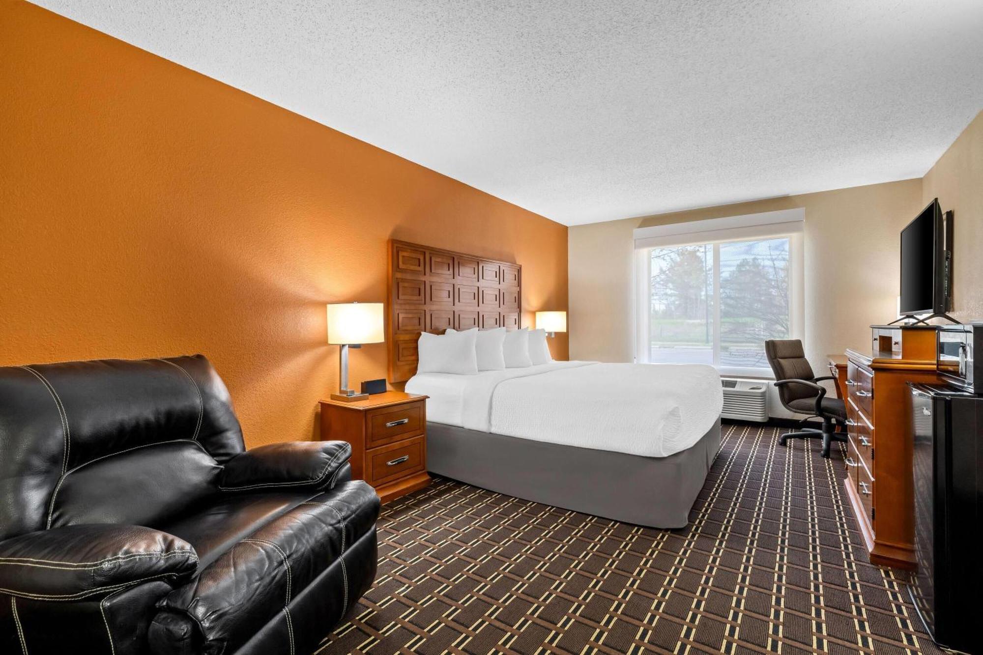 Days Inn By Wyndham Black River Falls - Access To Atv Trail Екстериор снимка